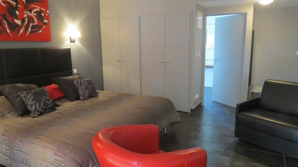 Du Lingousto Hotel 4*